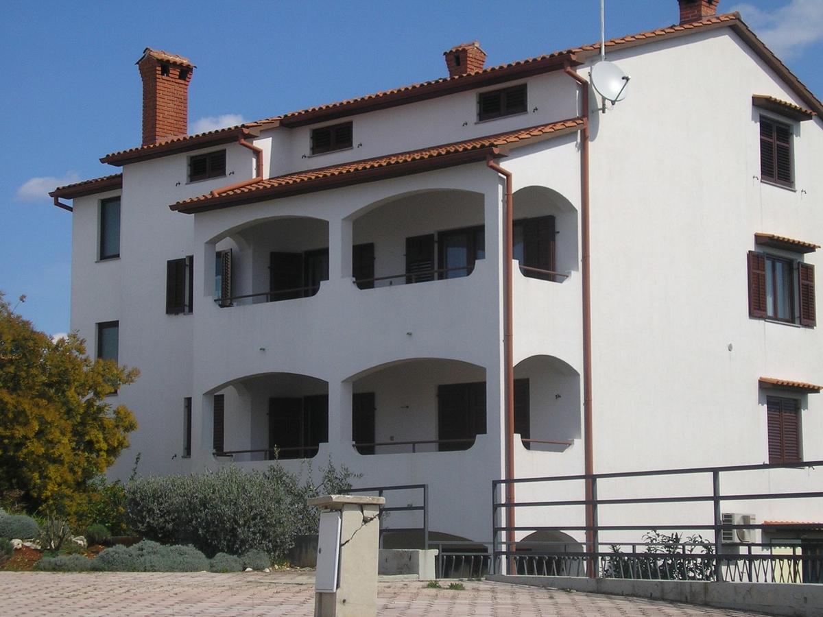 Apartment Davorka Vrsar Exterior photo
