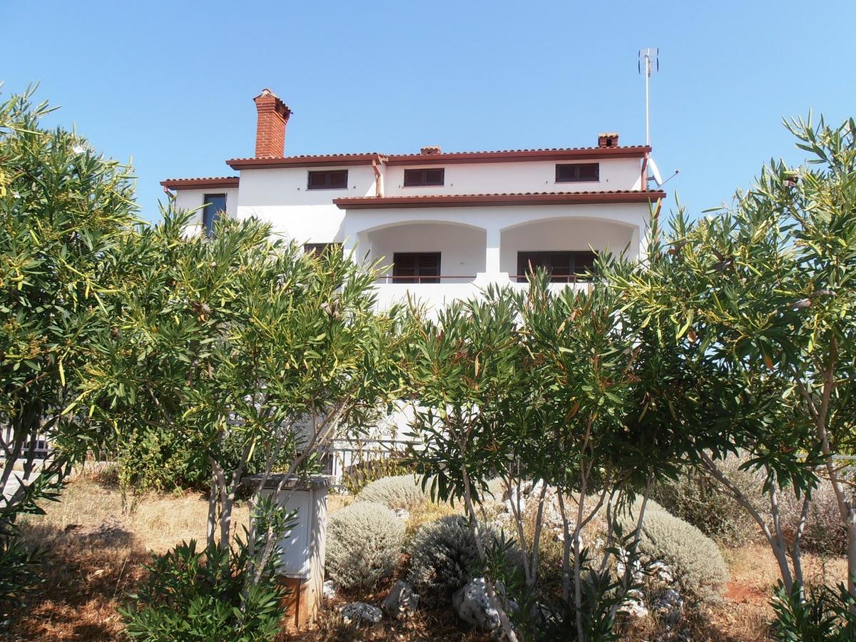 Apartment Davorka Vrsar Exterior photo